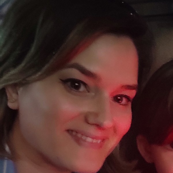 Tuğçe - Piyano öğretmeni - 