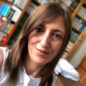 Silvia - Insegnante di diritto civile - Torino