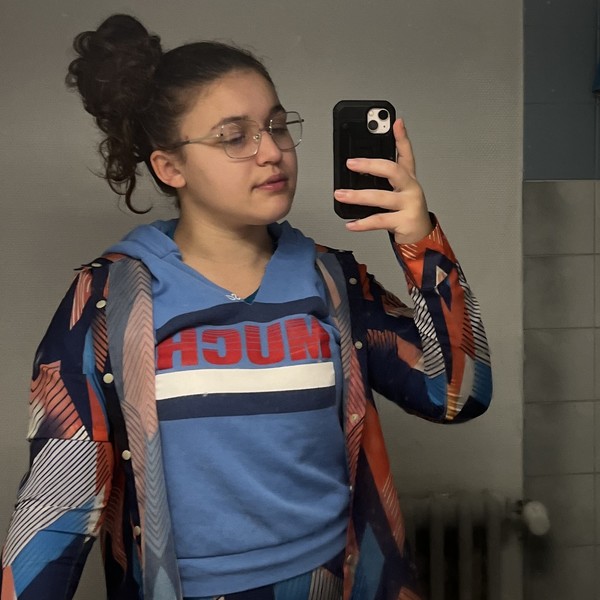 Anissa - Prof de français - Angers
