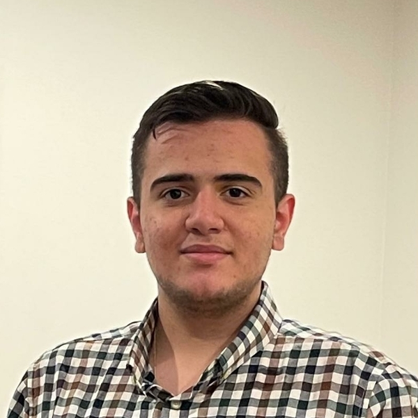 Parham - Computer skills tutor - Briar Hill