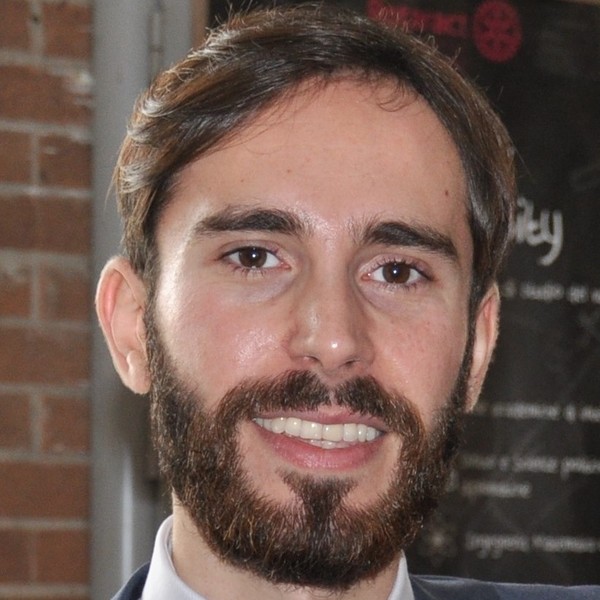 Matteo - Insegnante di ingegneria - Prato