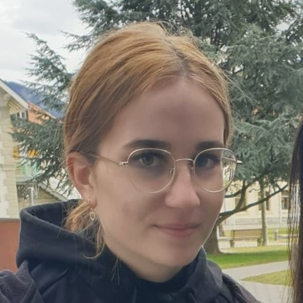 Caroline - Prof de soutien scolaire - Belmont-Broye