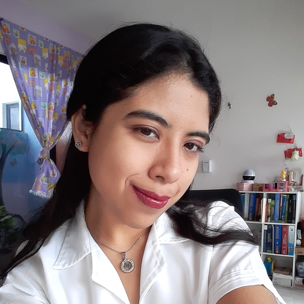 Guadalupe - profesor de biología - Mérida
