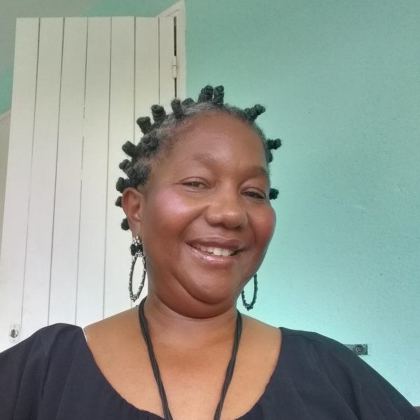 Claudine - Prof de français - Baie-Mahault