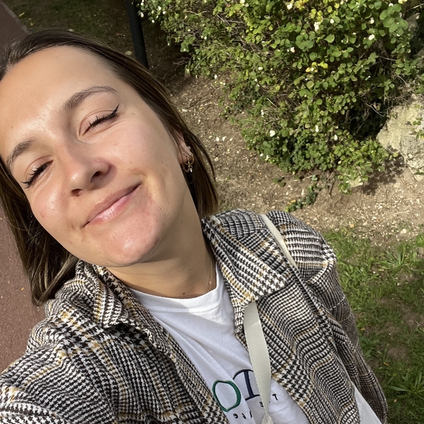 Agathe - Prof d'aide aux devoirs - Vernouillet