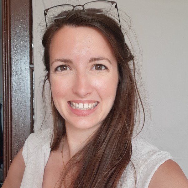 Laetitia - Prof de relaxation - Etterbeek