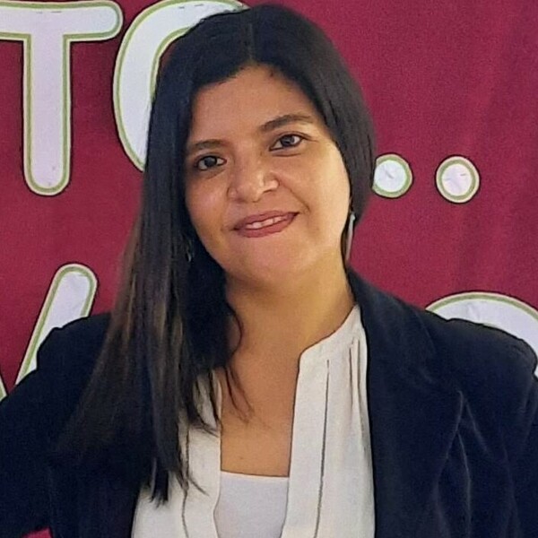 Noelia - profesor de español para extranjeros - 