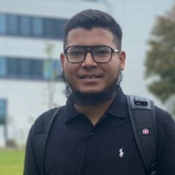 Asaad - Lehrkraft für Informatik - Siegen