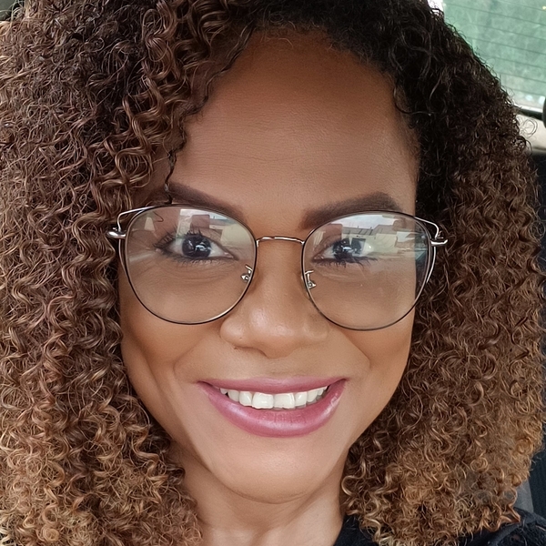 Débora - Professor de português para estrangeiros - Nova Iguaçu