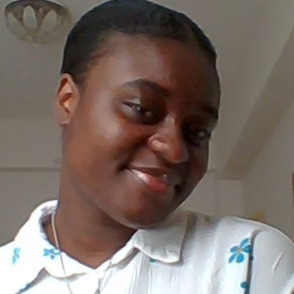 Lola - İngilizce öğretmeni - 