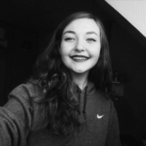 Louise - Prof de chimie - Littenheim