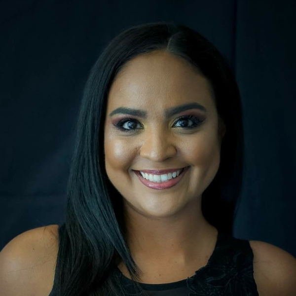 Sarai - Make-up tutor - El Paso