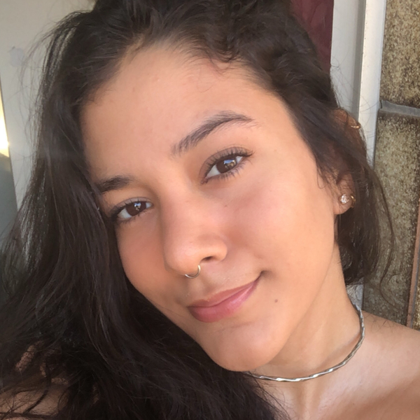 Luiza - Prof de explicações - Alto do Coqueirinho