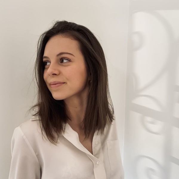 Lisa - Prof de réseaux sociaux - Charnay-lès-Mâcon