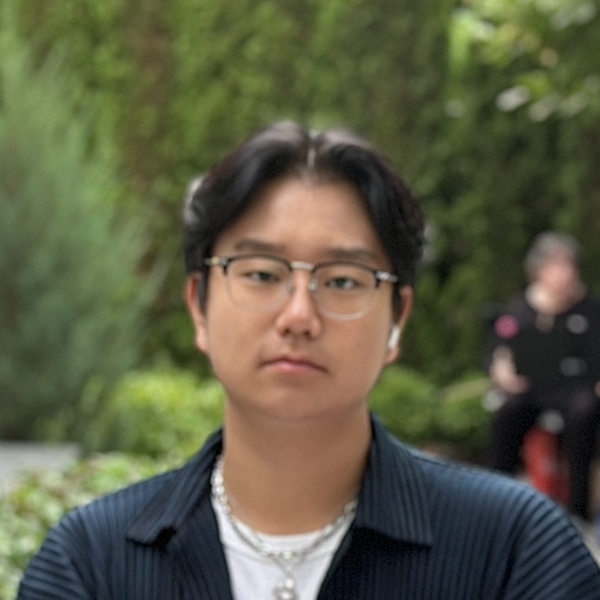 Jun - English tutor - Vancouver