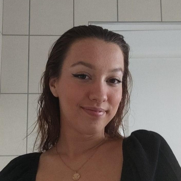 Tiffany - Prof d'aide aux devoirs - Contrisson