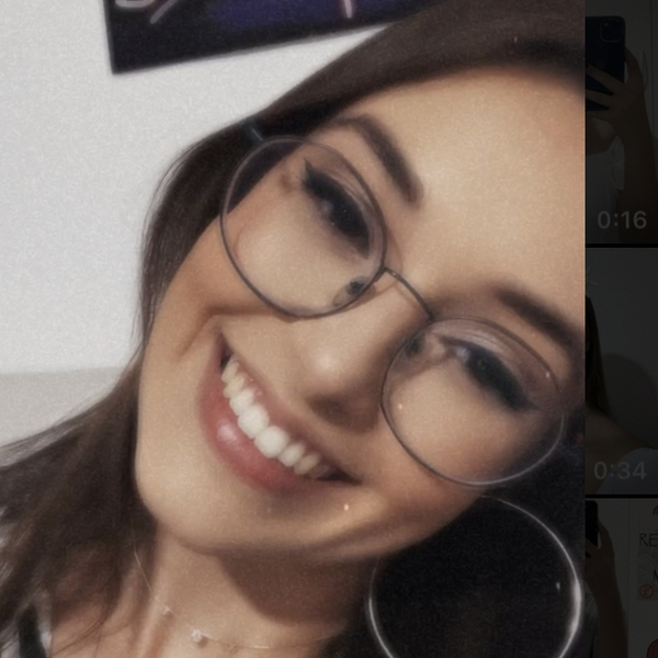 Isabella - Prof de gramática - Vila Carvalho