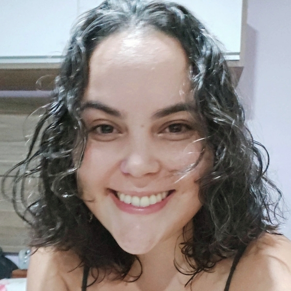 Thayná - Professor de química - São José do Rio Preto