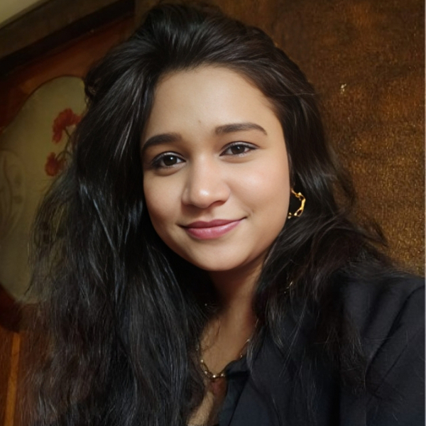 Kaira - Economics tutor - Sydney