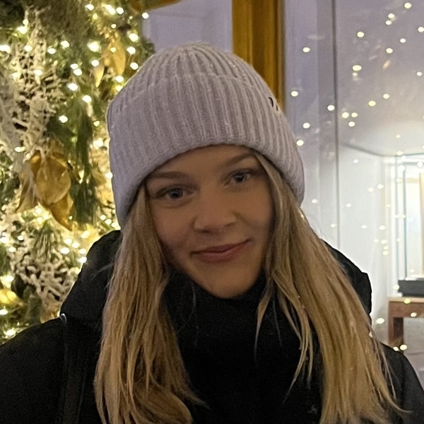Vivien - Lehrkraft für Deutsch - Sankt Stefan im Rosental