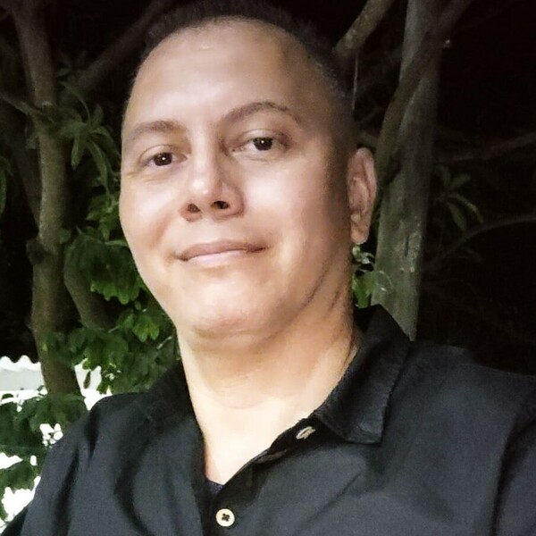 Santiago - profesor de biología celular - Cartagena de Indias