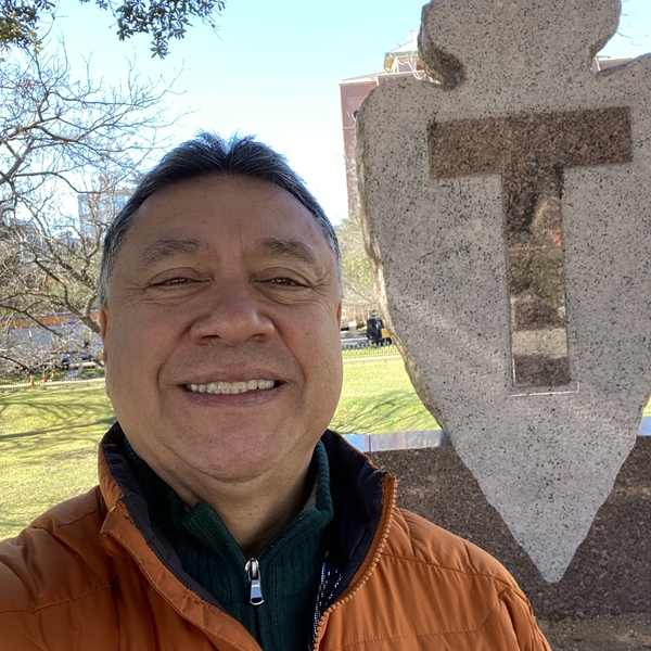 Hector - Spanish tutor - Montreal