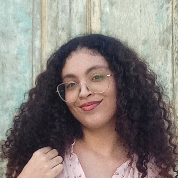 Leticia - Professor de francês - Prata (Minas Gerais)