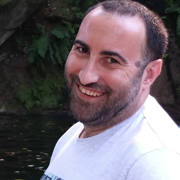 Joaquim - Professor de matemática a - Loures