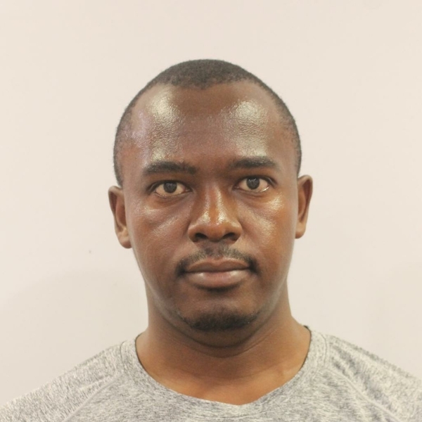 Moses - Chemistry tutor - Sandy Bay