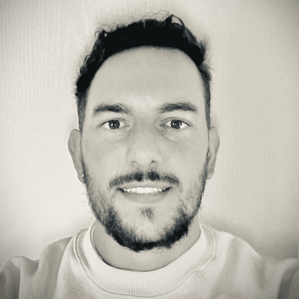 John - Prof de langue des signes - Arpajon