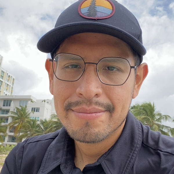 Juan - Spanish tutor - Irving
