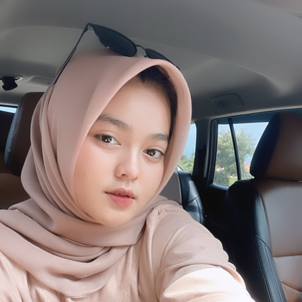 Tia - Guru menggambar - Subang