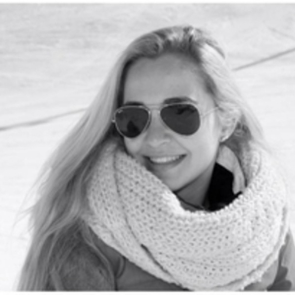 Lou - Prof de maths - Poissy