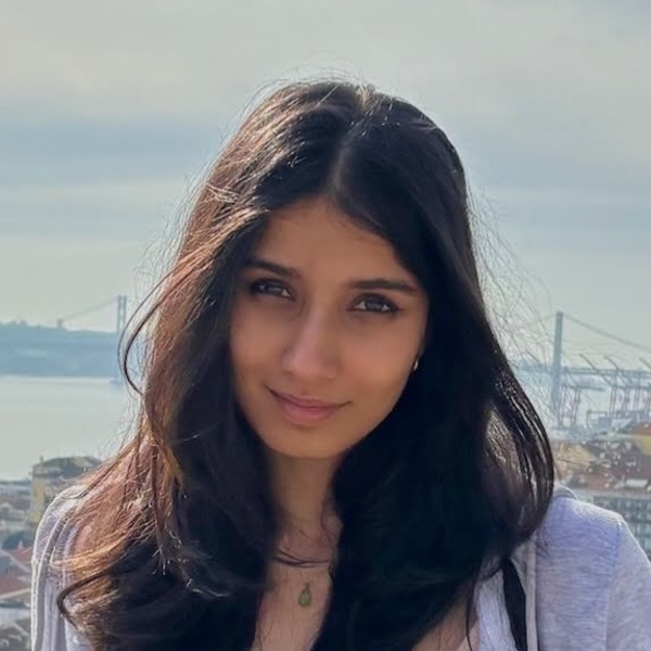 Disha - Biology tutor - London