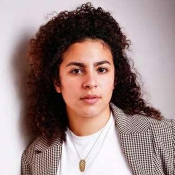 Célia - Prof de maths - Paris 12e
