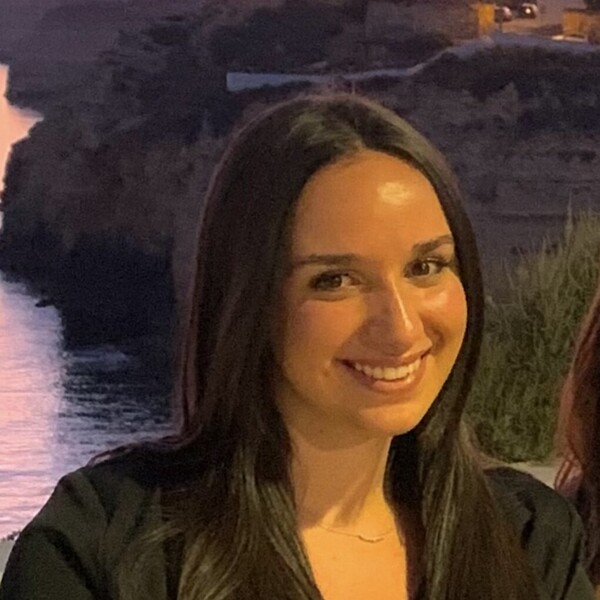 Sarah - Prof de physique - Wezembeek-Oppem