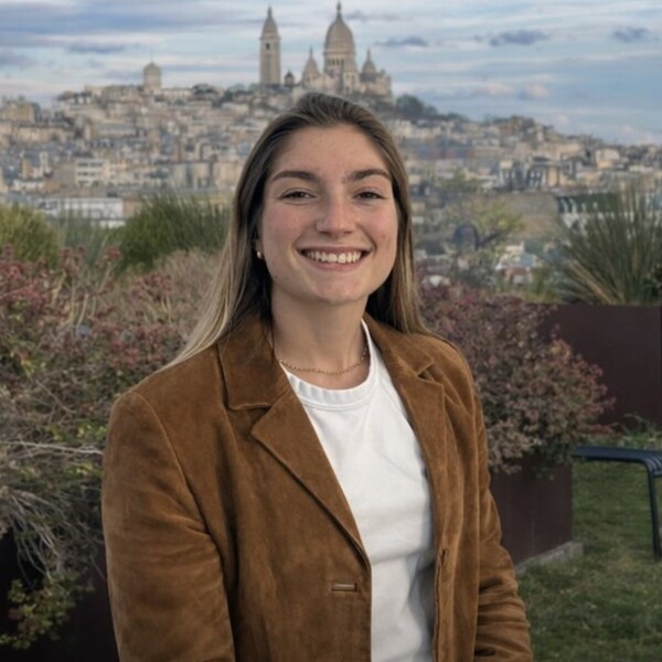 Lou - Prof d'anglais - Levallois-Perret
