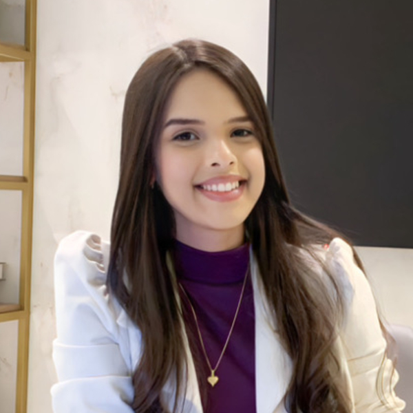 Olivia - Professor de finanças - Bayeux