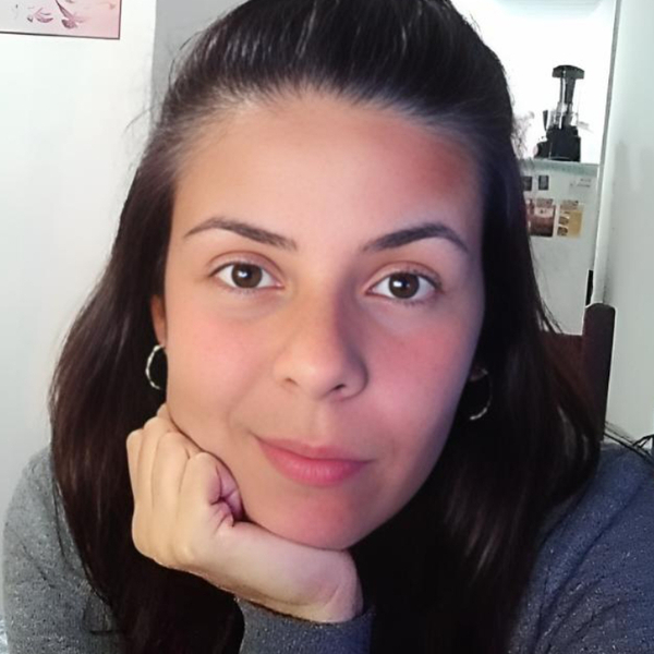 Isabel - Prof de turismo - 