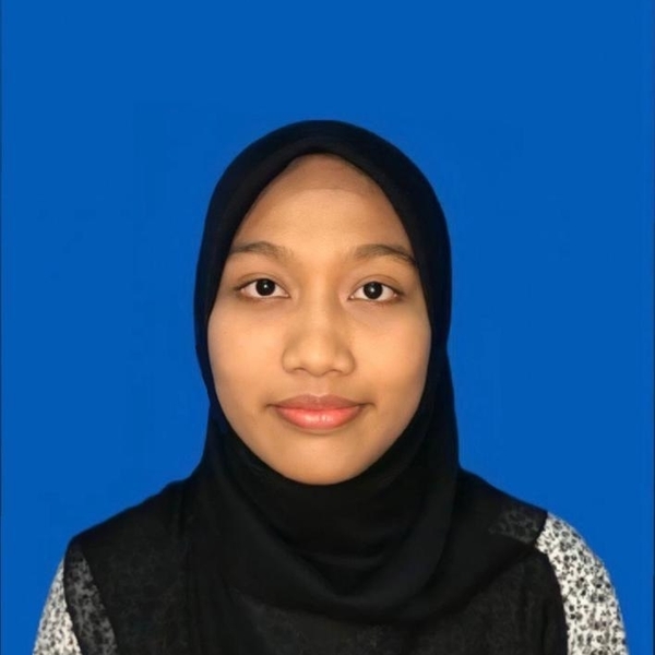 Nur Alya Iwani - Maths tutor - Kuantan