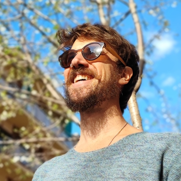Caio - Professor de turismo - Porto Alegre