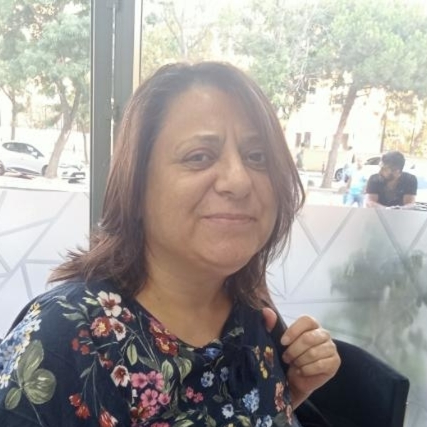 Gülten - Almanca öğretmeni - 