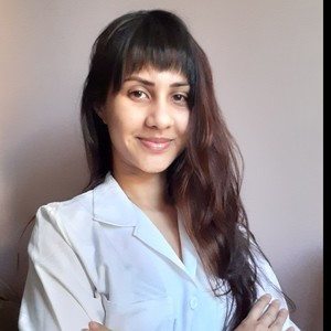 Júlia - Prof de ecologia - Campo Grande