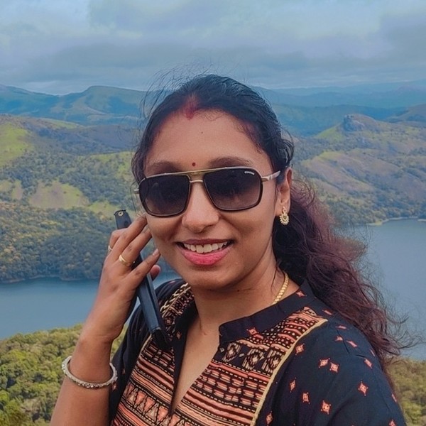 Kirti - Computer programming tutor - Bhiwadi