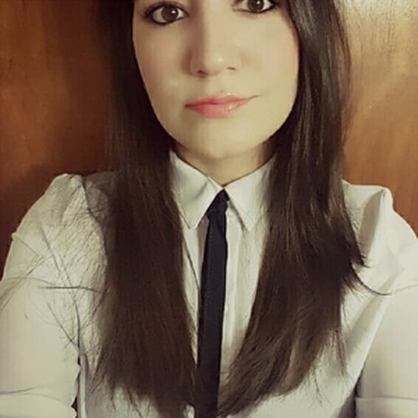 Isa - profesor de física - química - Ramos Mejía