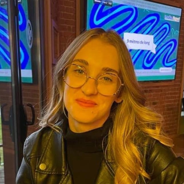Juliette - Prof de marketing - Rosières-près-Troyes