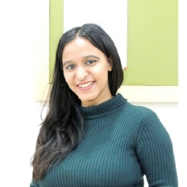 Kavya - Physics tutor - Los Angeles
