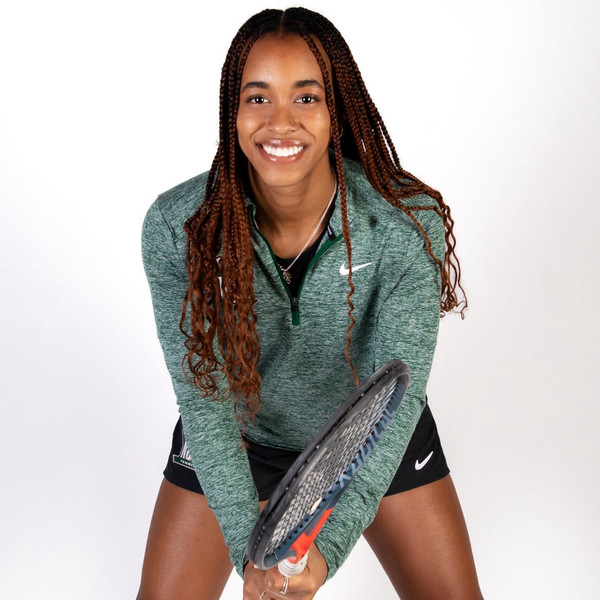 Leah - Tennis coach - Mitcham