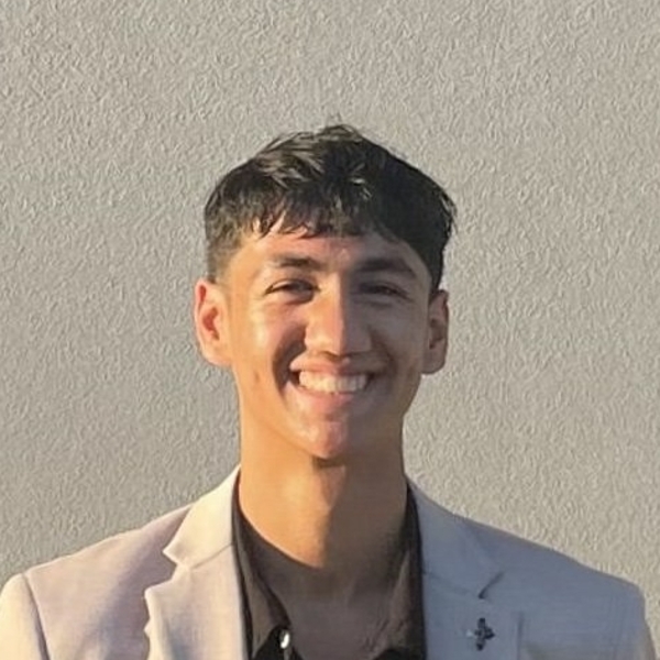 Jivesh - Biology tutor - Lisarow