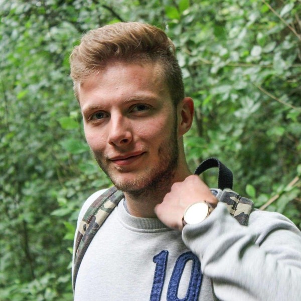 Hugo - Prof de création de site web - Leuze-en-Hainaut